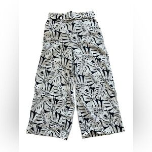 Sigrid Olsen black & white tropical floral linen blend cropped pants size 2